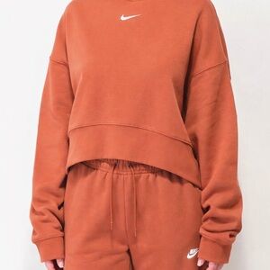 Nike Women's Rust Sweatshirt